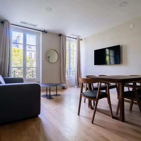 Stylish 2 Bedroom Apartment In París Exterior foto